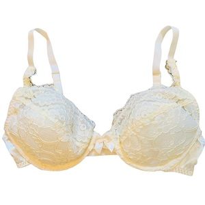 Vintage Victoria's Secret Gold Label Padded Lace Bra 38B /3002